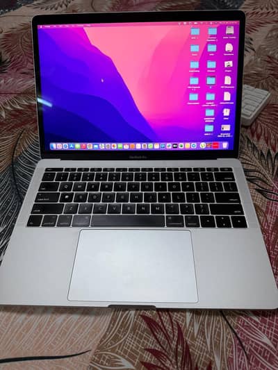 Apple MacBook Pro 13" 2017 | Core i5 | 8GB RAM | Excellent Condition