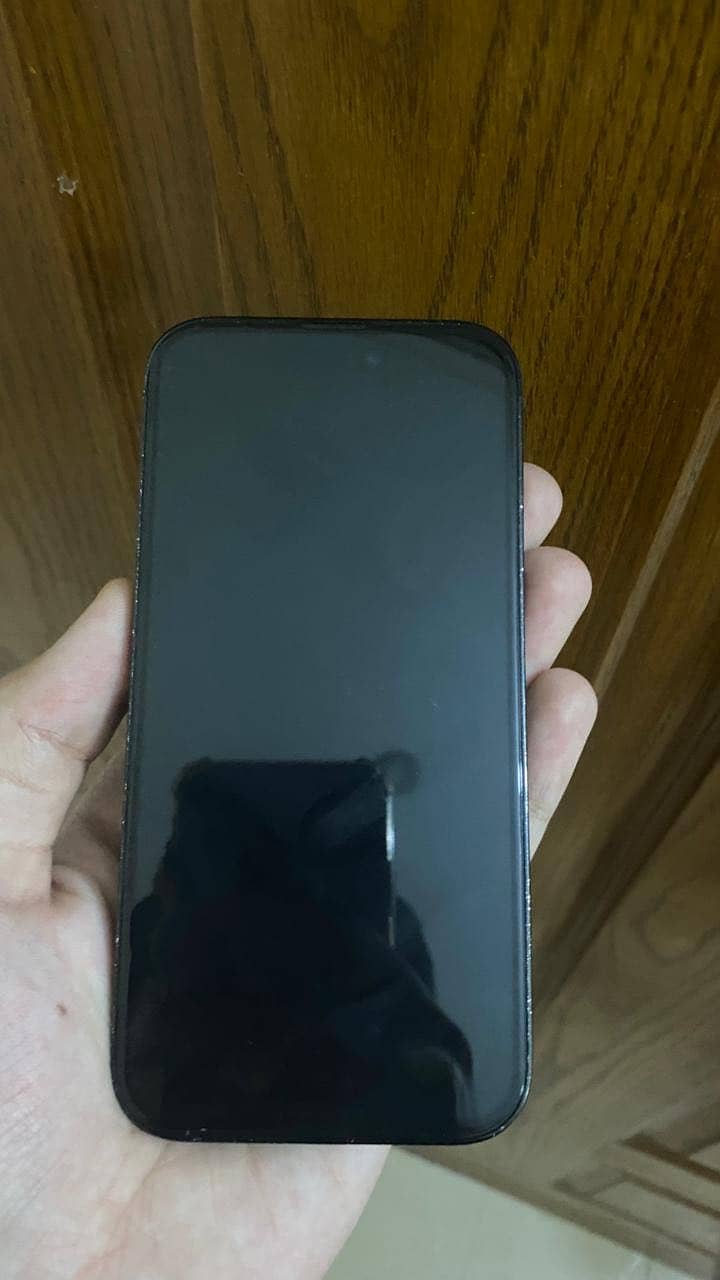 Apple iPhone 14 Pro 2