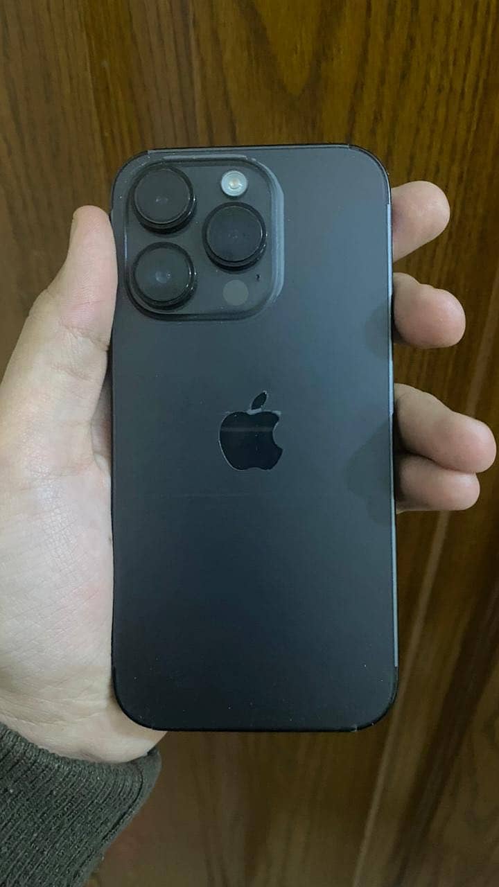 Apple iPhone 14 Pro 3