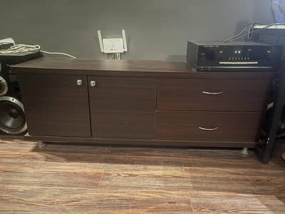 TV chest Table