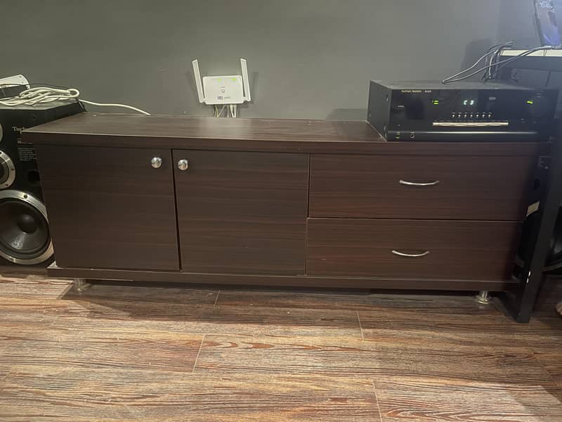 TV chest Table 0
