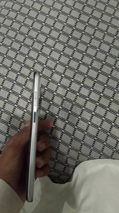 Motorola Edge 20