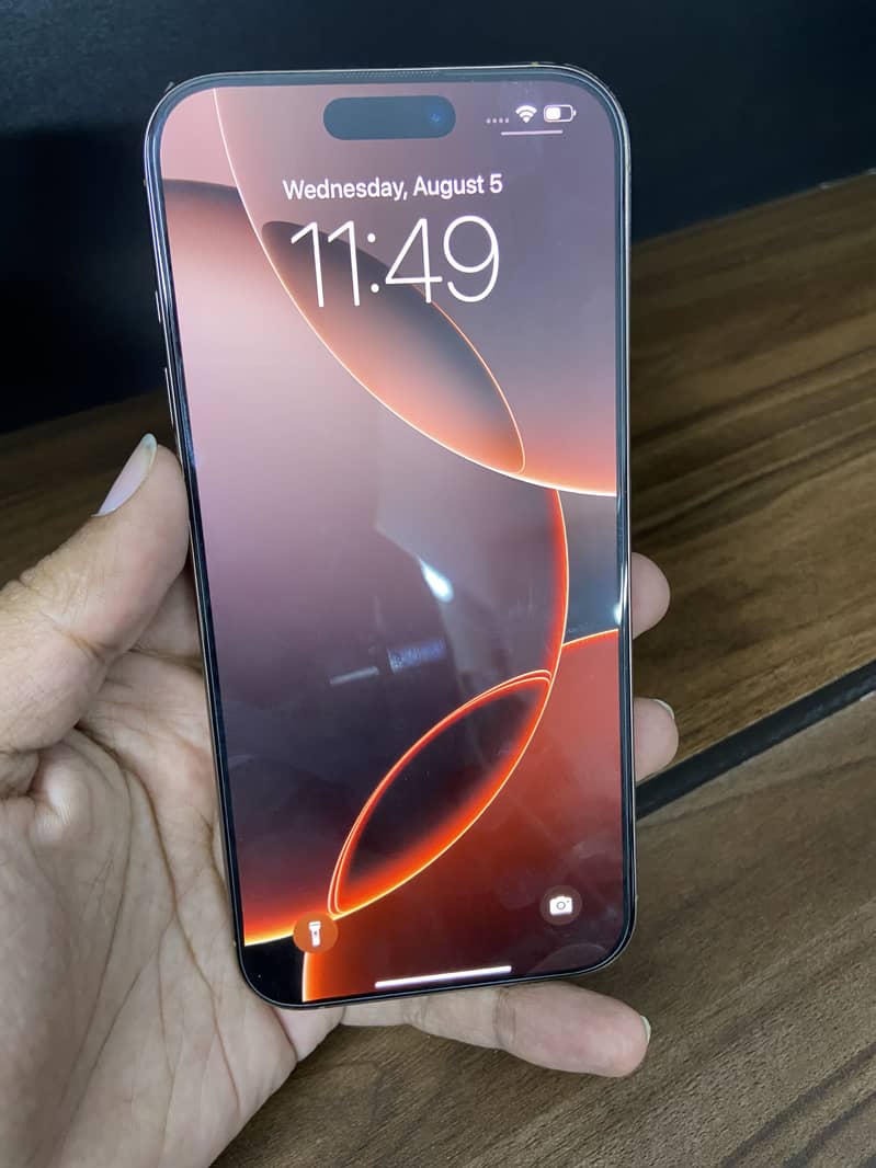IPhone 16 pro max 2