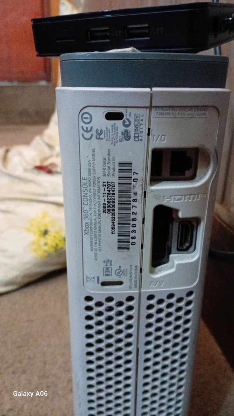 xbox 360 with 2 wireless controllers 6