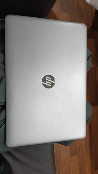 HP ELITE BOOK G 840