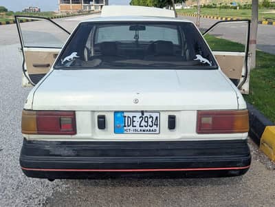 Nissan Sunny 1985