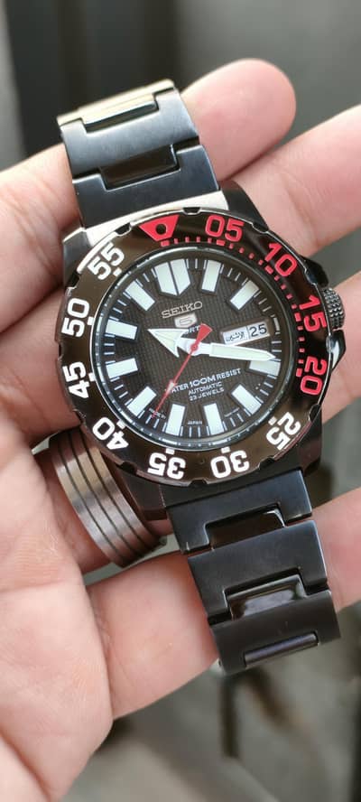 Rare Seiko 5 sports automatic Dubai import