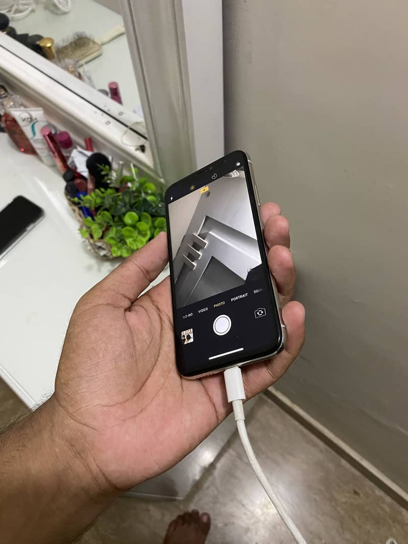 Apple iPhone X 9