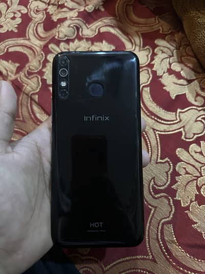 Infinix Hot 8