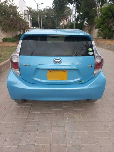 Toyota Aqua 2013