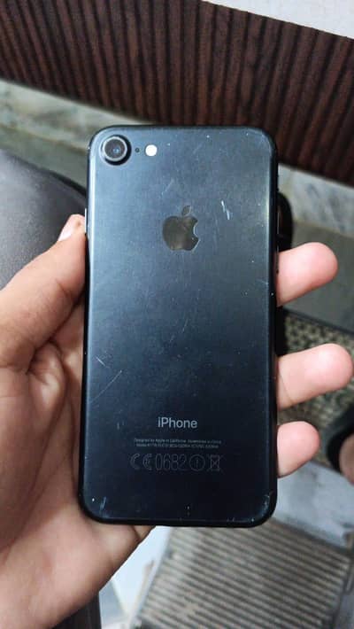 Apple iPhone 7
