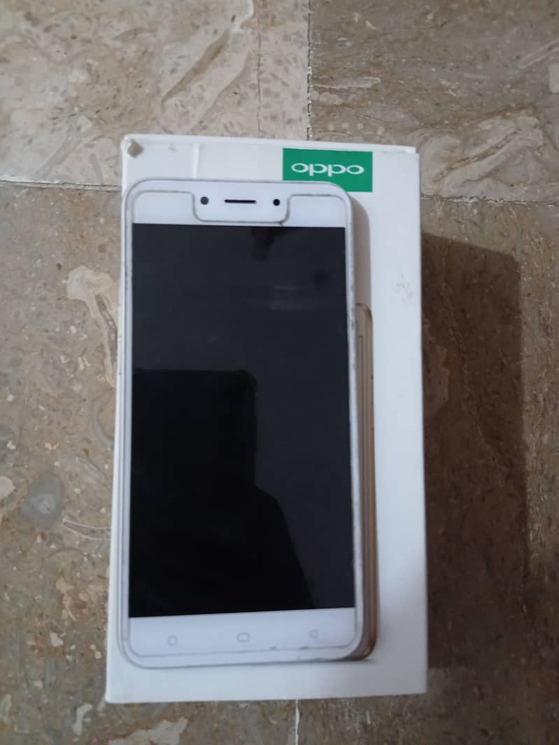 OPPO A71 0