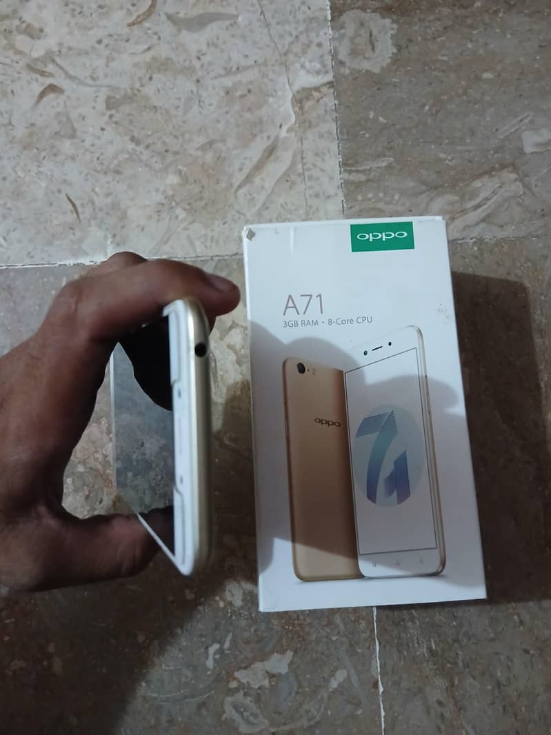 OPPO A71 5
