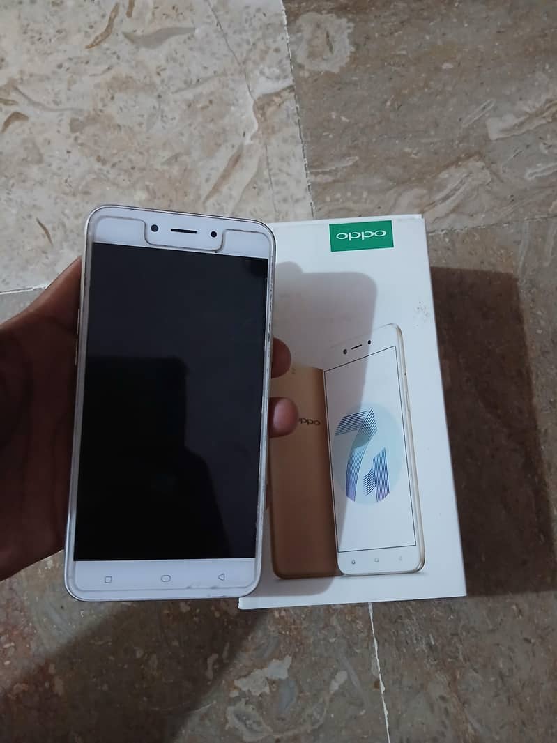 OPPO A71 8