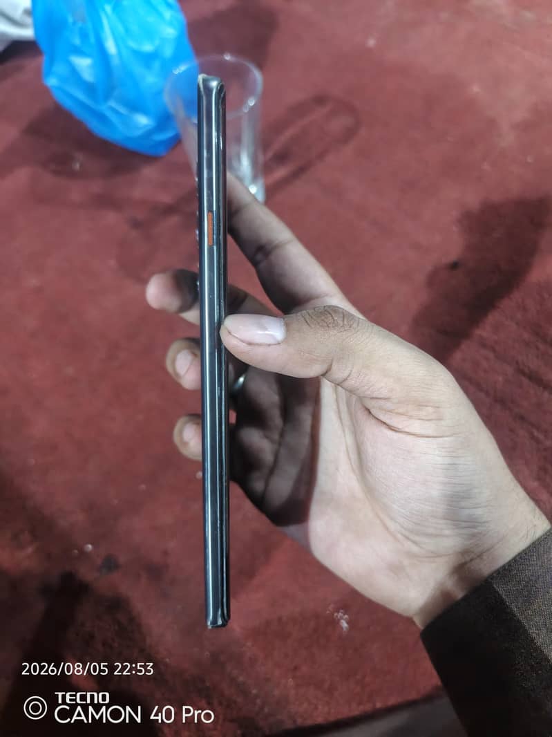 Tecno CAMON 40 Pro 1