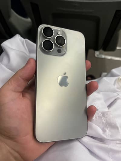 Apple iPhone 15 Pro Max
