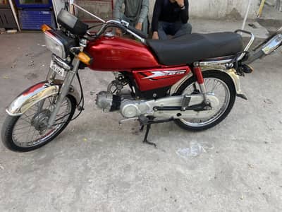 Honda 70. Good condition  urgent sale
