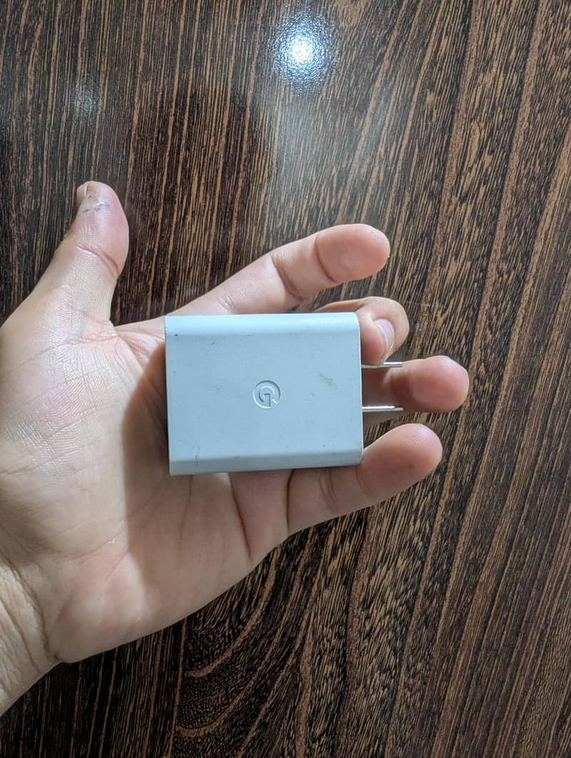 Google Pixel 8 4
