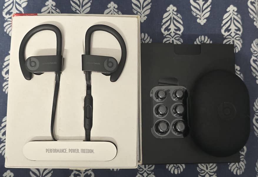 Powerbeats 3 wireless 3