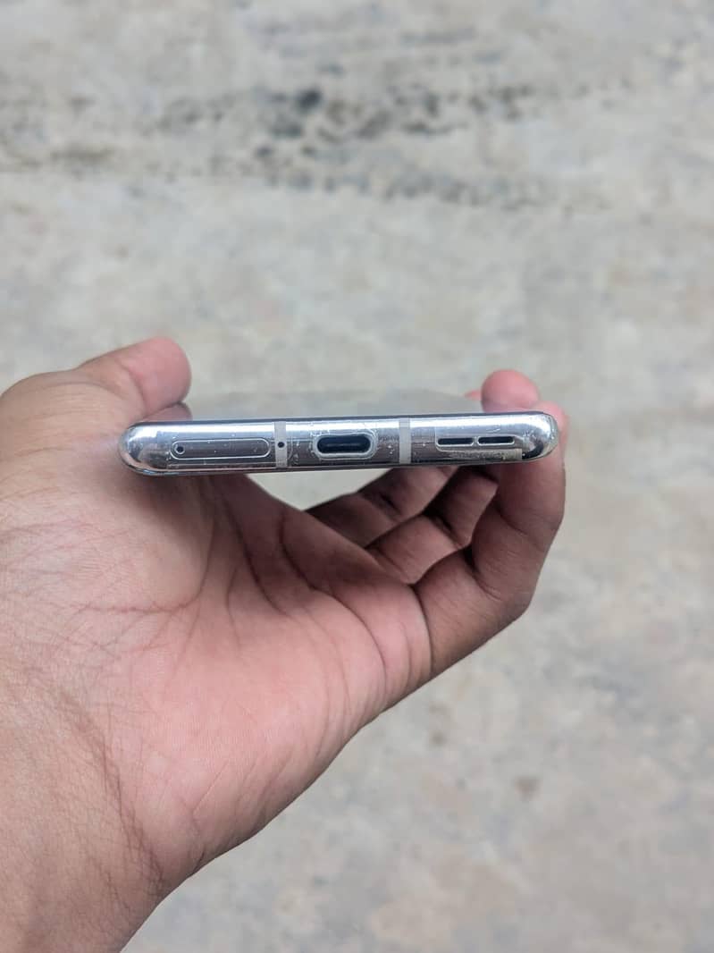 One Plus 8 5