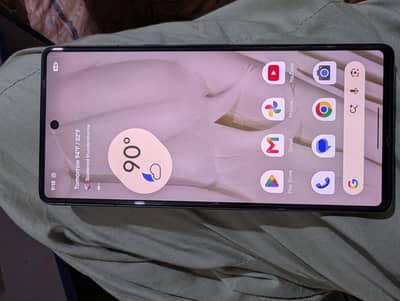 GOOGLE PIXEAL 7.   urgent sall