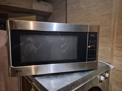 LG MS5642 XM/00 ,microwave,oven ,used