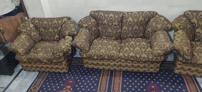 7 seater sofa set.