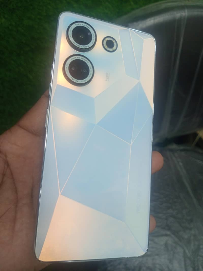 Tecno CAMON 20 0