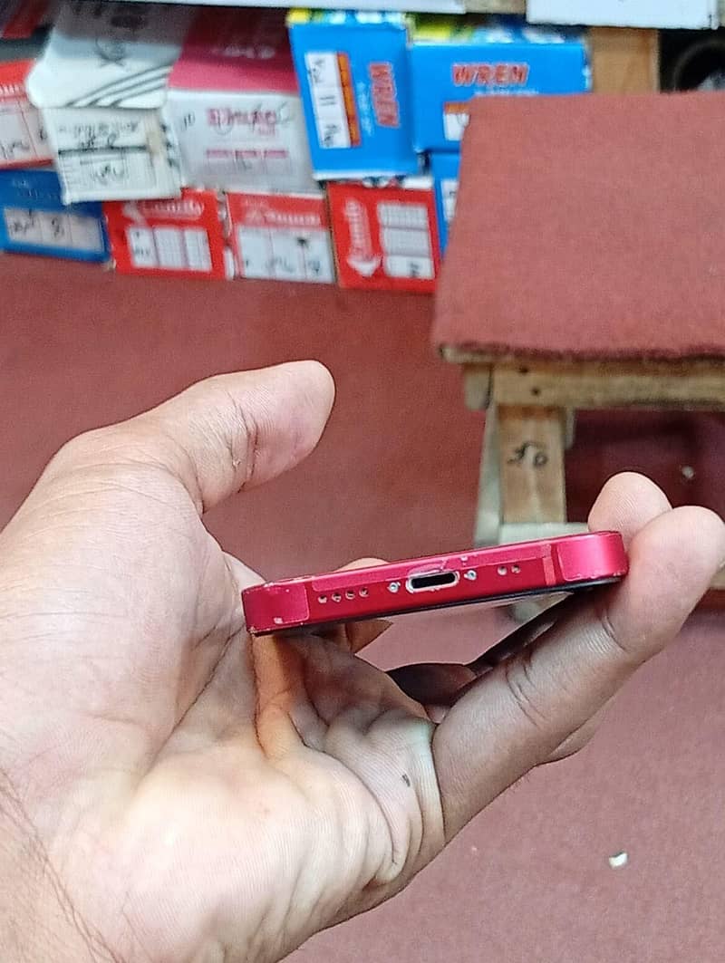 Apple iPhone 13 mini 3