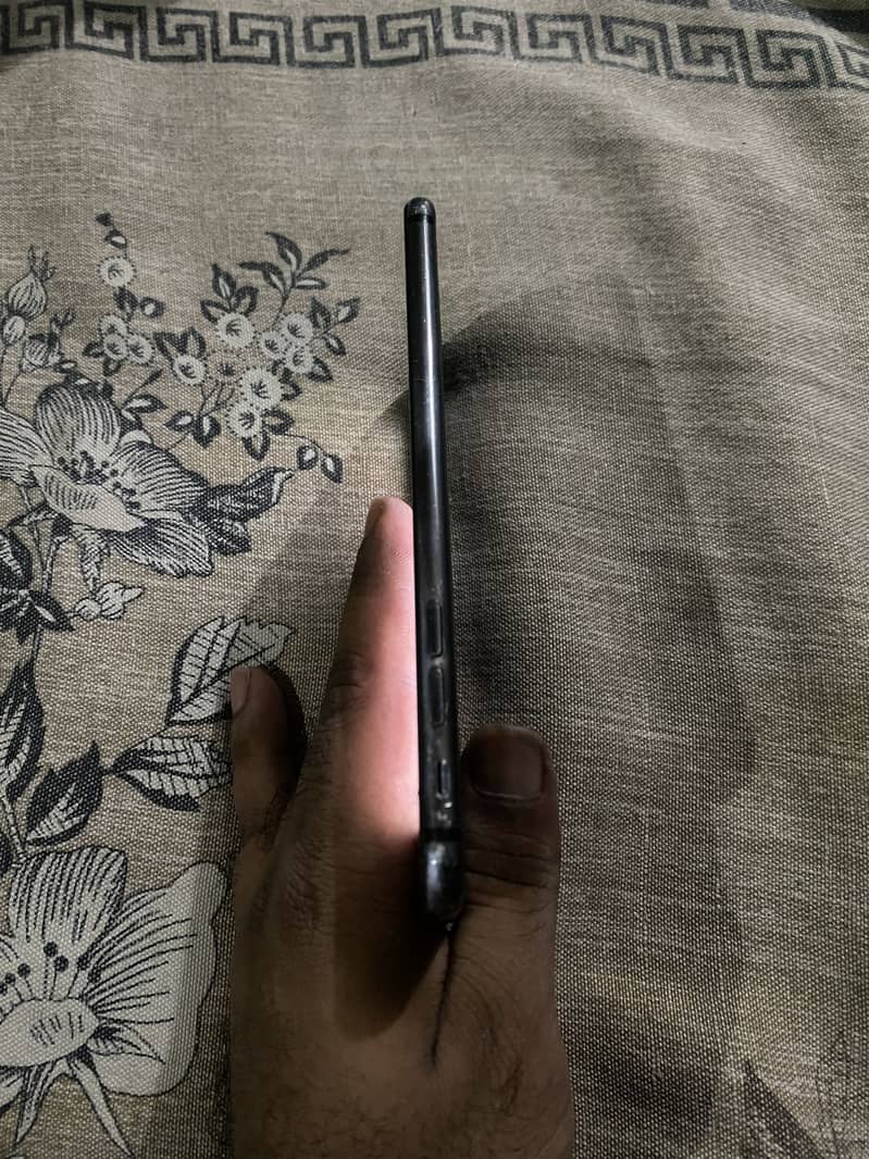 Apple iPhone 7 Plus 8