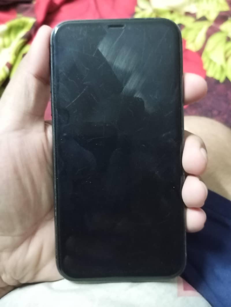 Apple iPhone 11 0