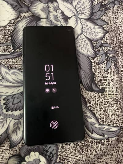 Samsung  galaxy  S10