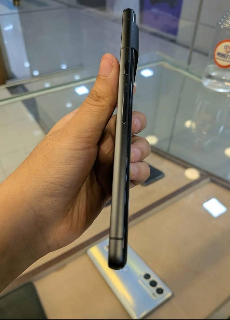 Google Pixel 7 5