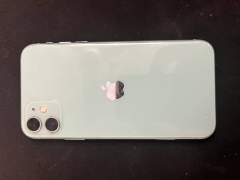 Apple iPhone 11 7