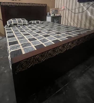 Double bed 03703383070