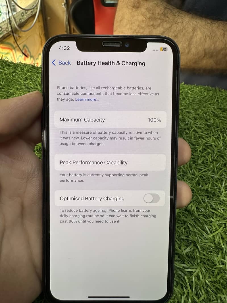 Apple iPhone X 3