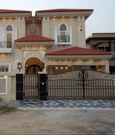 0321 86 10 688 Different size Houses available for sale in Main canal road societies 5MARLA 7 Marla 10 Marla 20 Marla