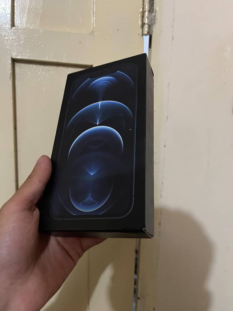 Apple iPhone 12 Pro Max with Box 1