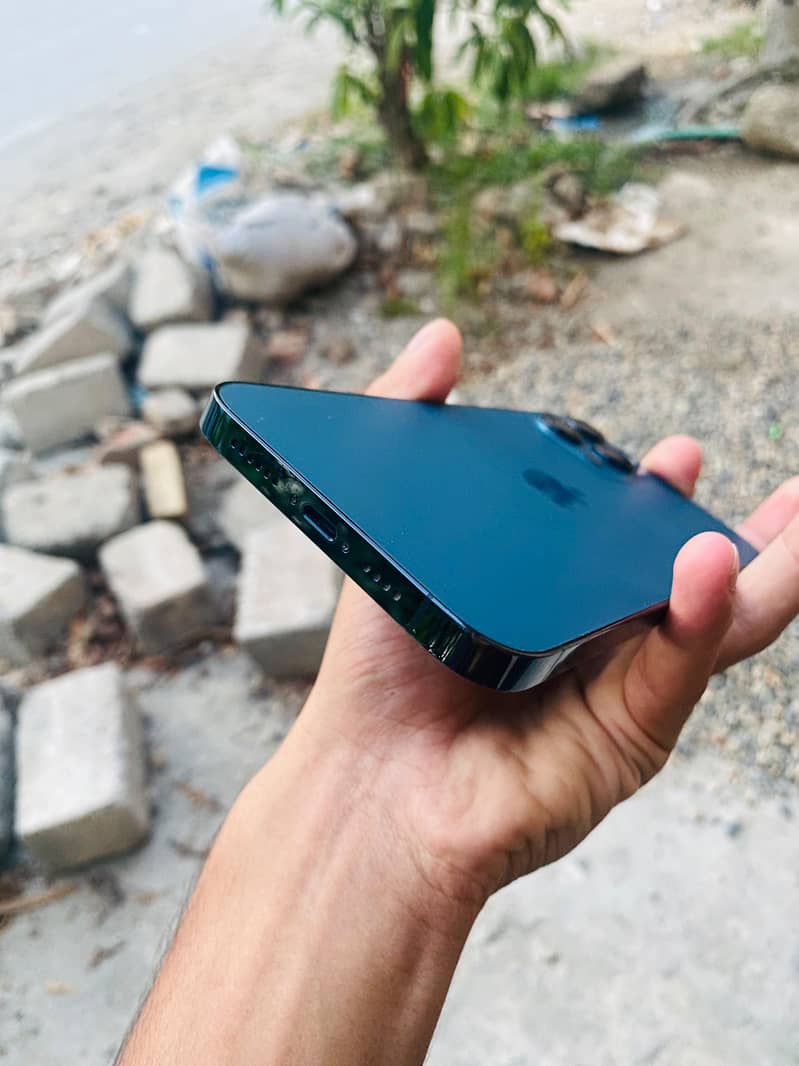 Apple iPhone 12 Pro Max with Box 2