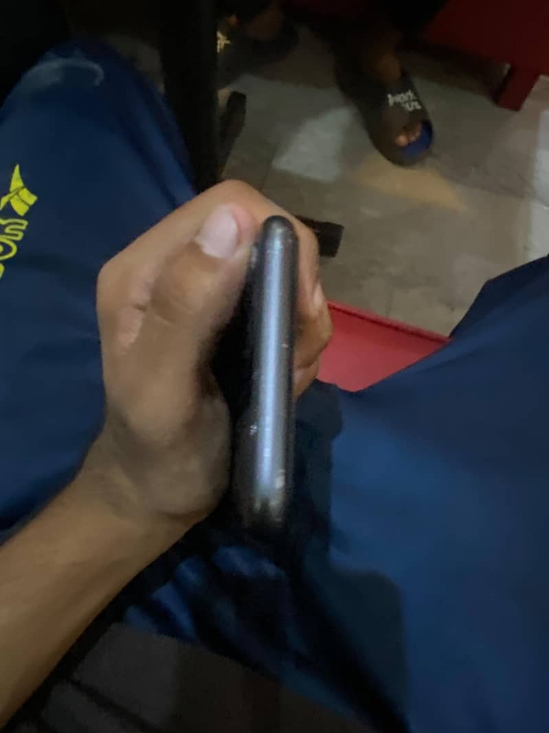 Apple iPhone 11 2
