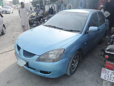 windscreen back screen genuine 2004 - 2010 lancer