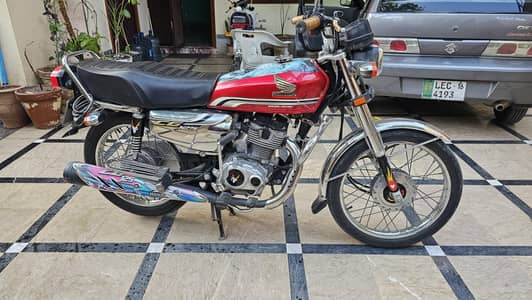 excellent condition self start 125 for sale