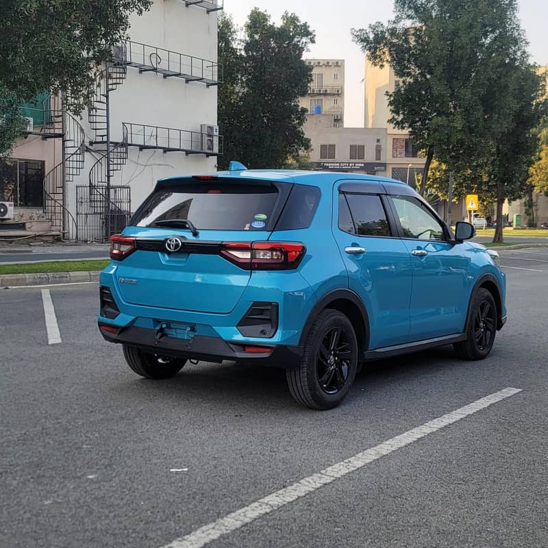 Toyota ! Raize 3