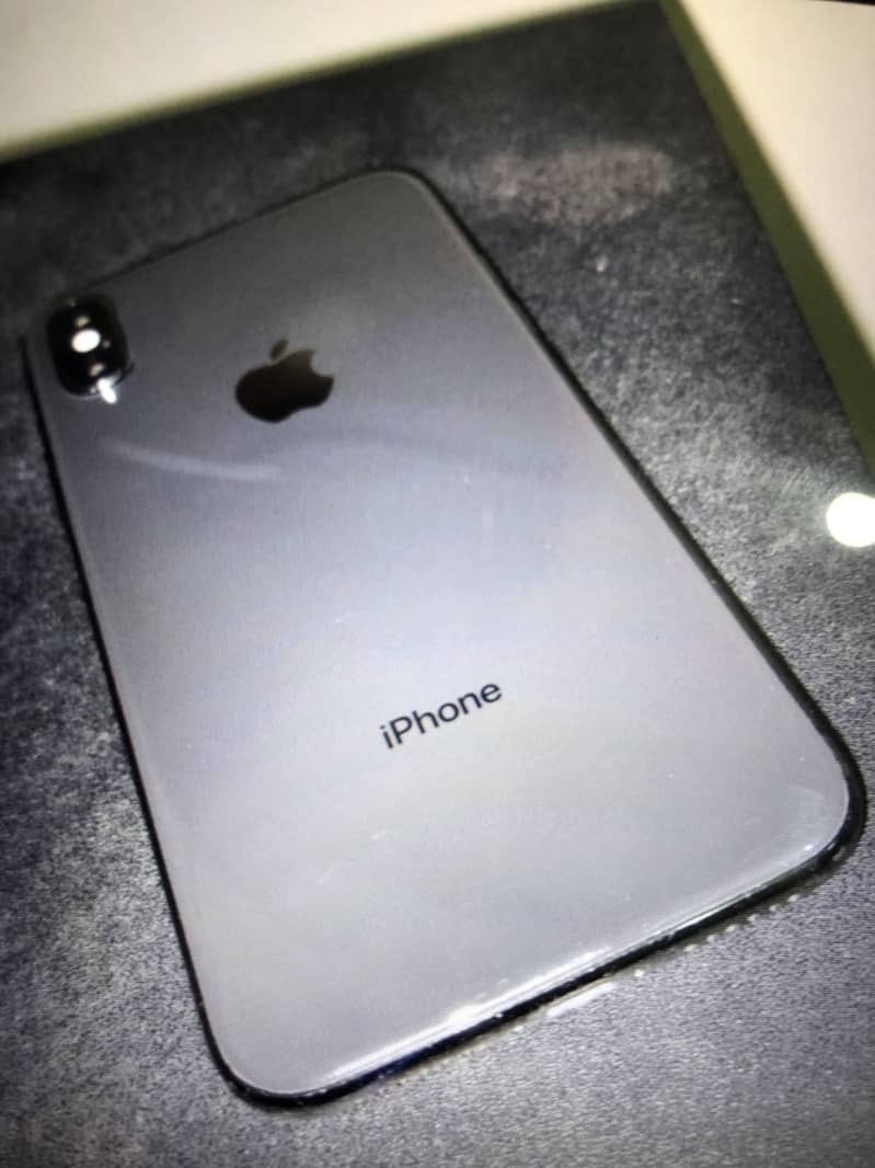 Apple iPhone X 0