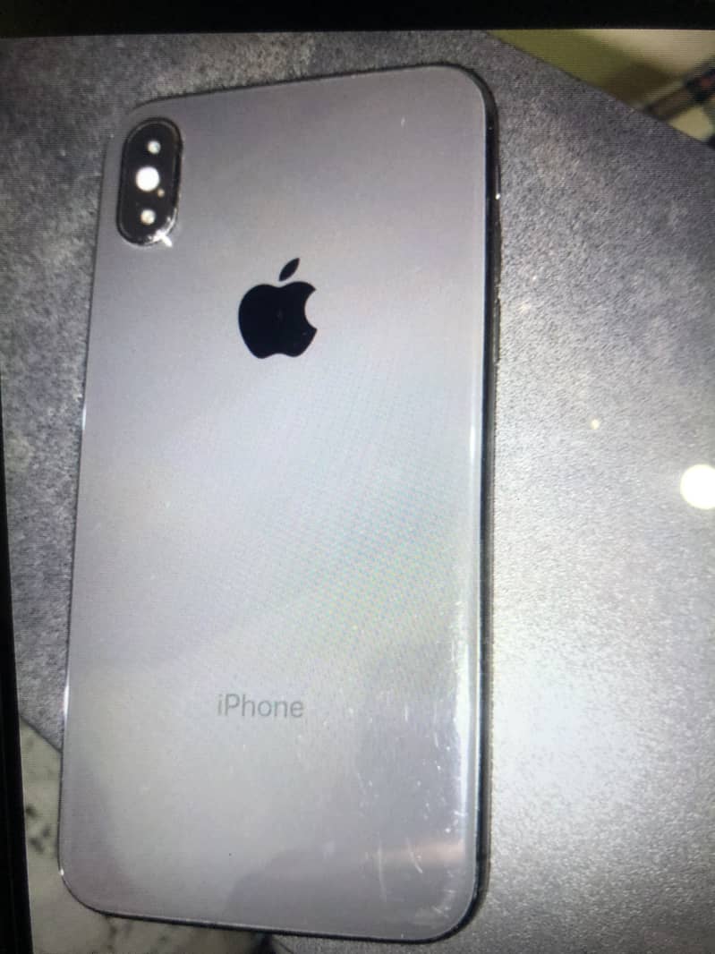 Apple iPhone X 3