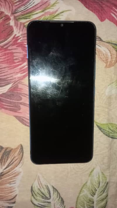 ITEL VISION 3 9/10 WITH ORIGINAL BOX.