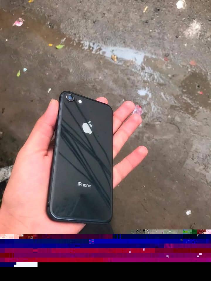Apple iPhone 8 1