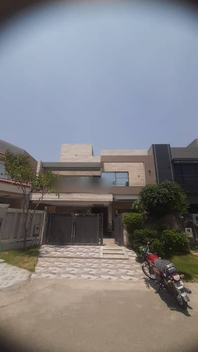 10 Marla House For Sale In Paragon City Lahore