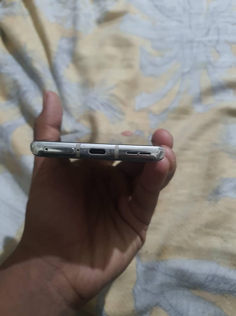 One Plus 8 5