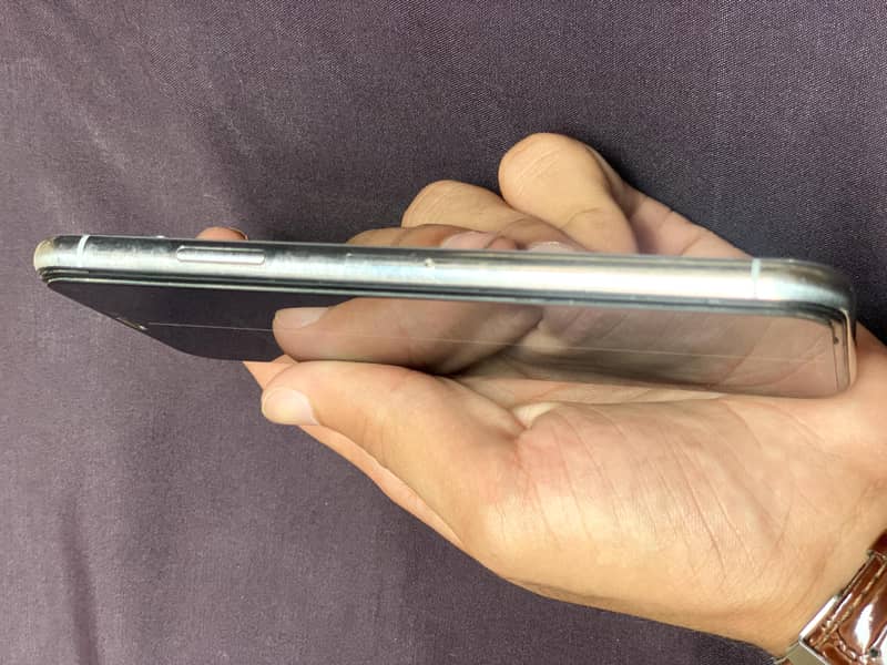 Apple iPhone X 2